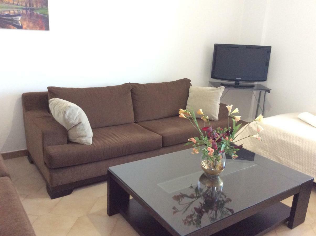 Comfort Apartment In Preveza Bagian luar foto